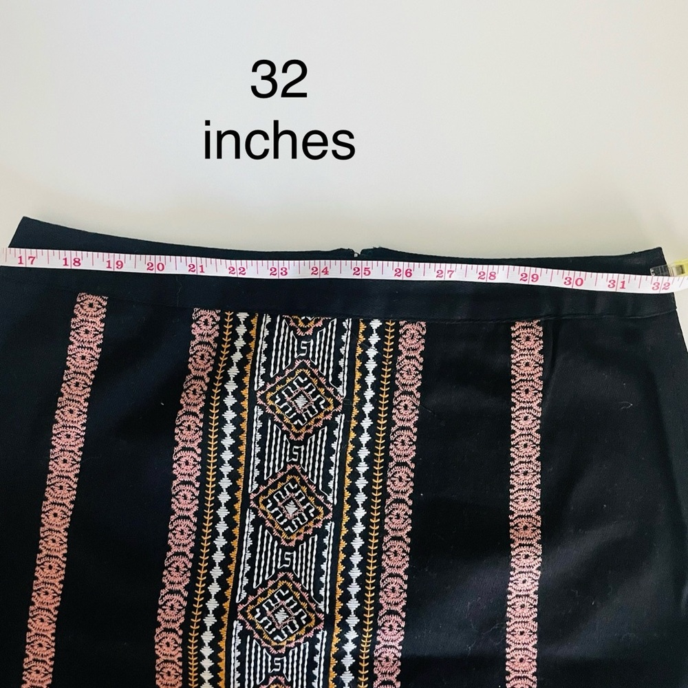 Y2K Braeve Black Denim Mini Skirt with Colorful Aztec Embroidery - Picture 4 of 6
